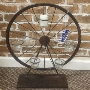Wheel tea lights holder
